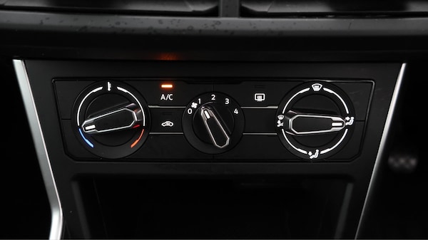 Used Volkswagen Polo 2023 for sale - 75687194: Photo 12