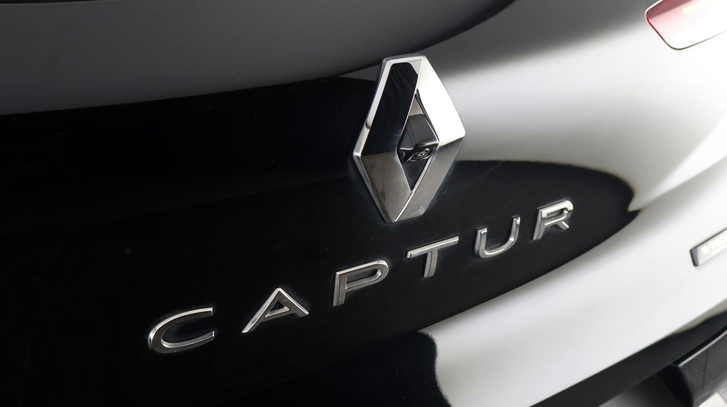 Used Renault Captur 2024 for sale - 77410796: Photo 24