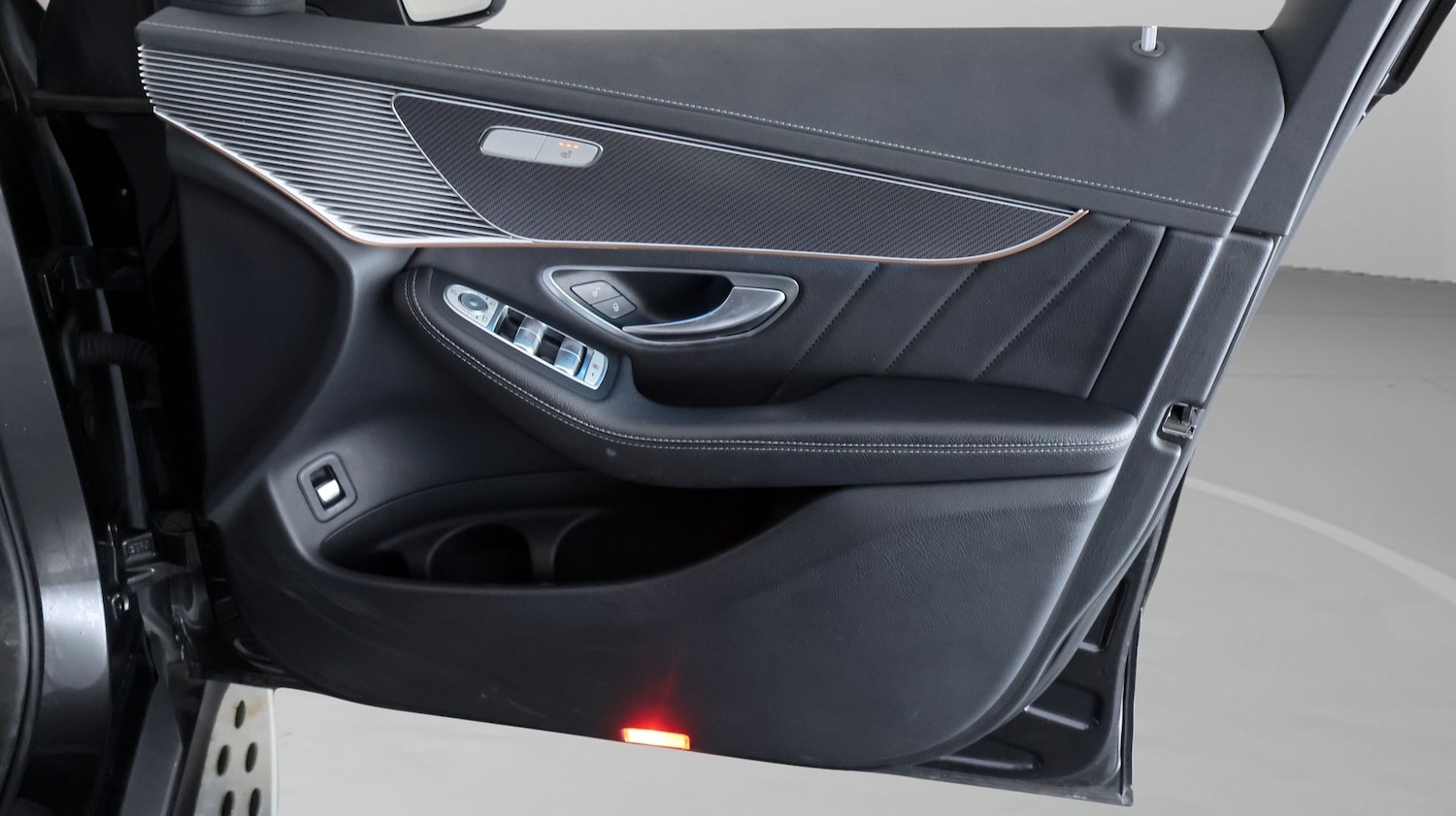 Used Mercedes-Benz EQC 2022 for sale - 77558448: Photo 15