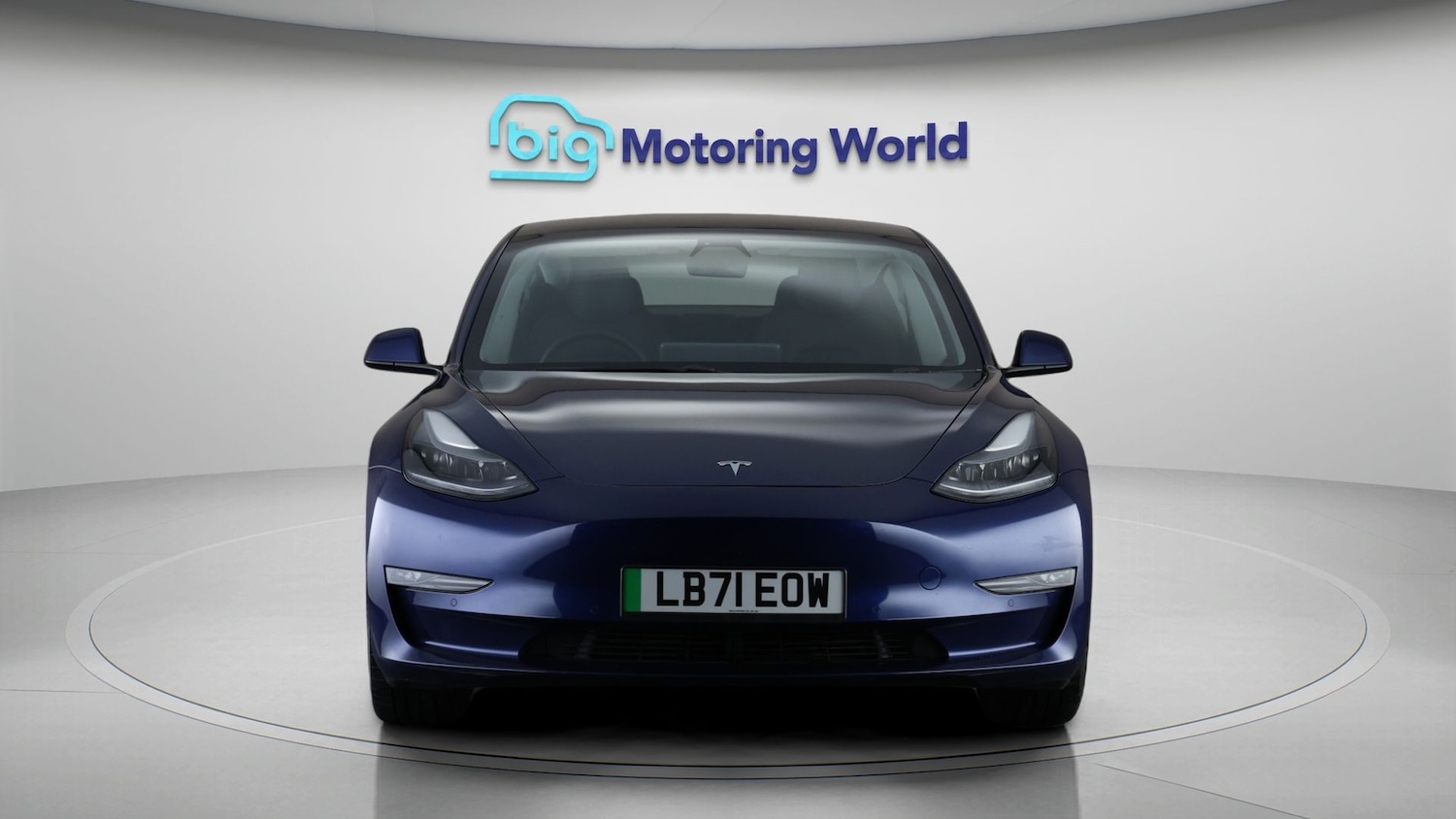 Used Tesla Model 3 for sale - 77357012: Photo 2