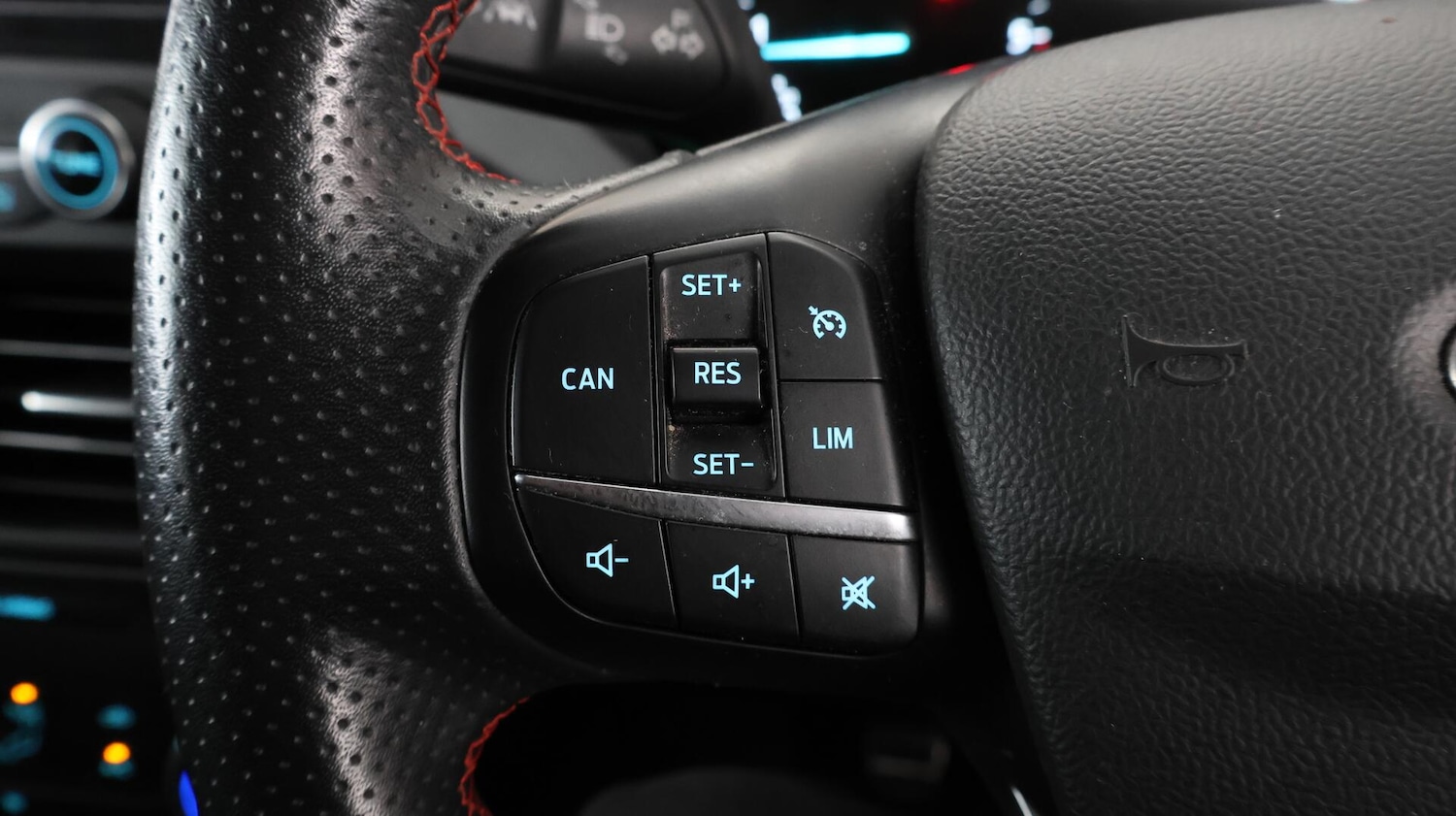 Used Ford Focus 2020 for sale - 76433007: Photo 23