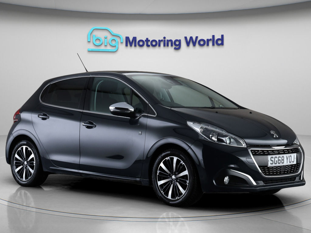 Used Peugeot 208 2018 for sale - 76932521: Photo 24
