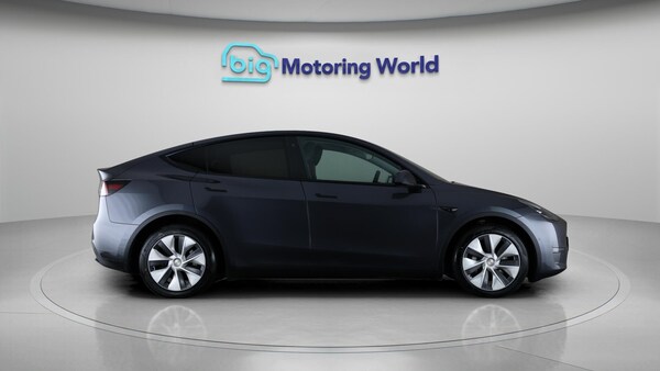 Used Tesla Model Y 2022 for sale - 76151118: Photo 8