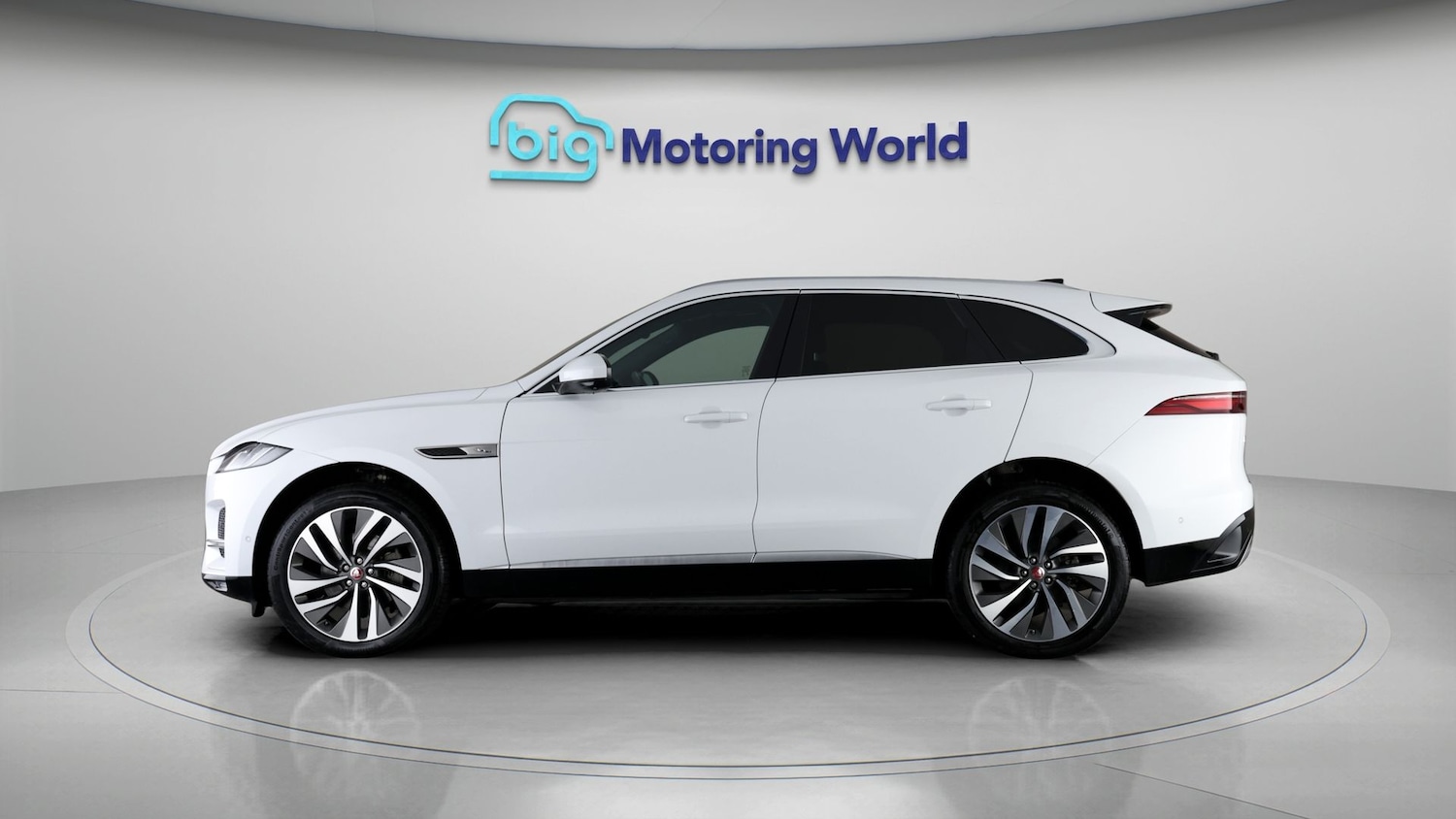 Used Jaguar F-Pace for sale - 77182005: Photo 4