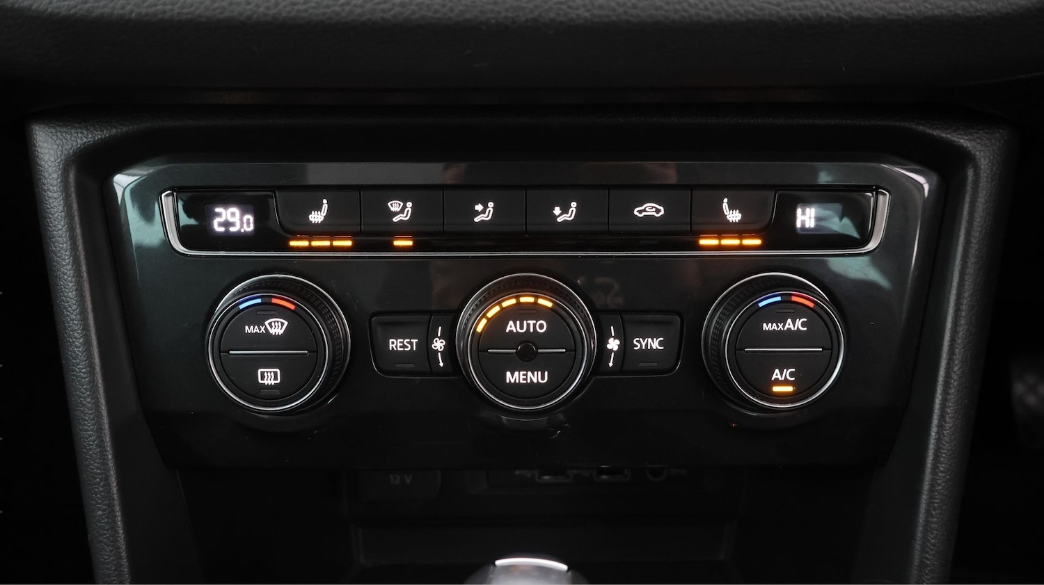 Used Volkswagen Tiguan 2019 for sale - 77262082: Photo 11