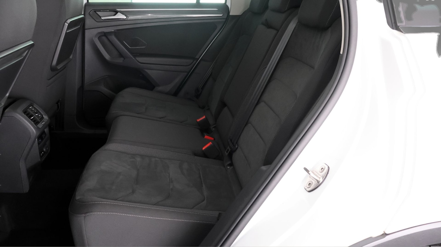 Used Volkswagen Tiguan 2019 for sale - 77262082: Photo 15