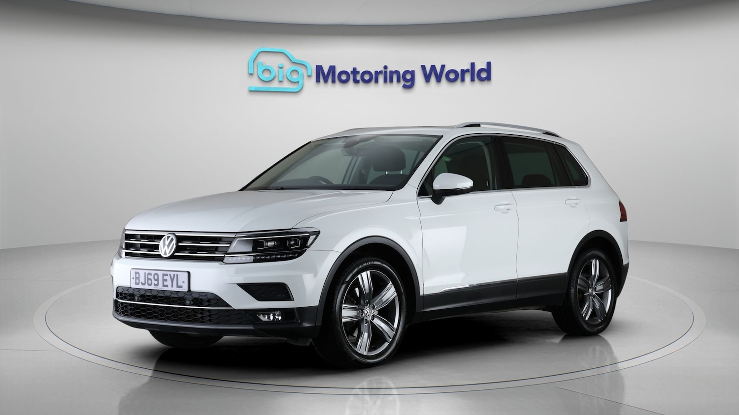 Used Volkswagen Tiguan 2019 for sale - 77262082: Photo 3