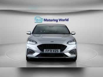 Used Ford Focus 2022 for sale - 77401107: Photo