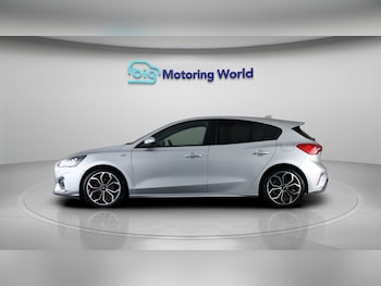 Used Ford Focus 2022 for sale - 77401107: Photo