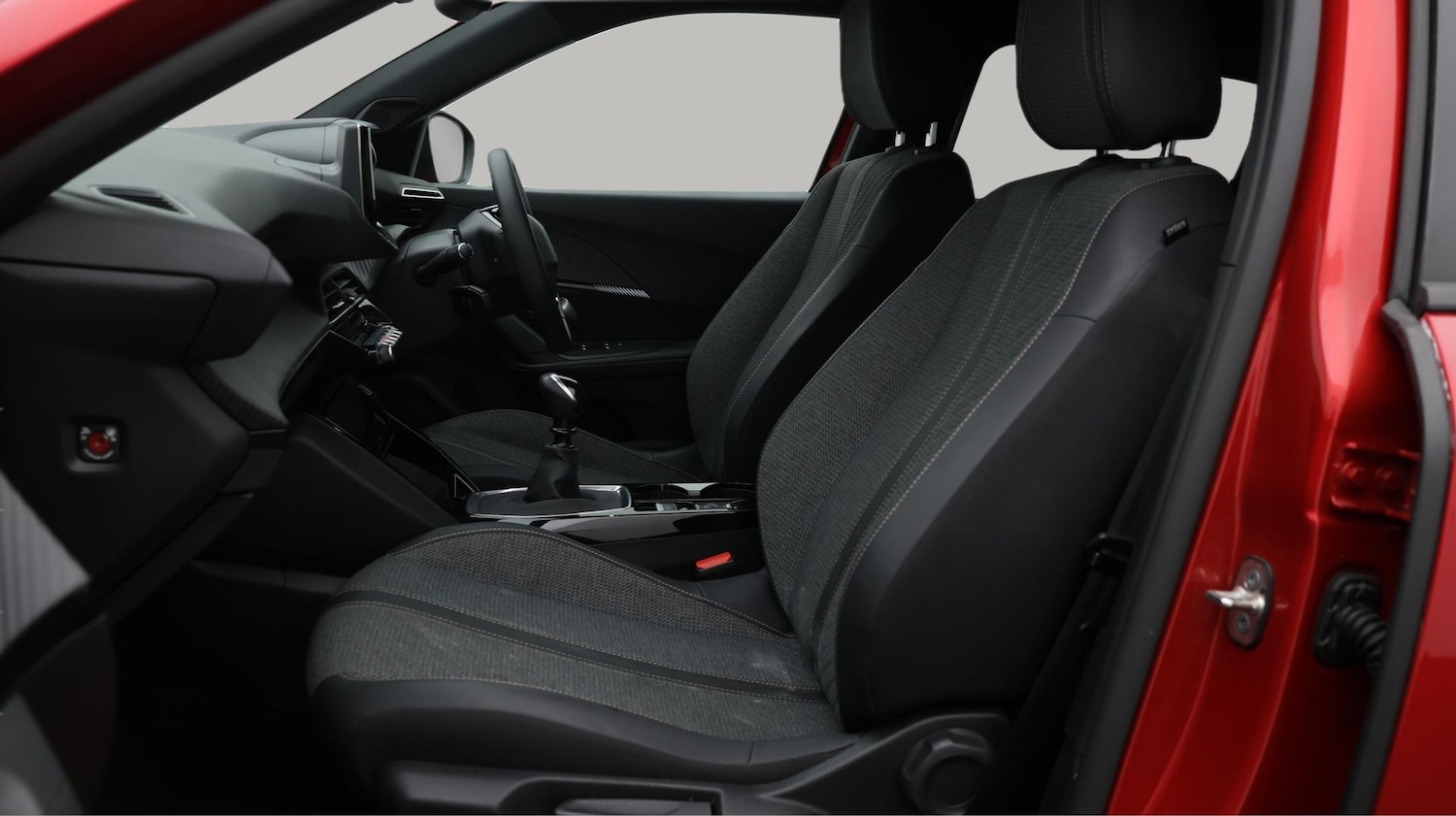 Used Peugeot 2008 2024 for sale - 76659262: Photo 15