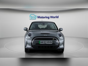 Used MINI Hatch 2022 for sale - 75906310: Photo