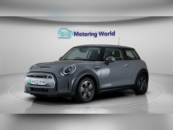 Used MINI Hatch 2022 for sale - 75906310: Photo