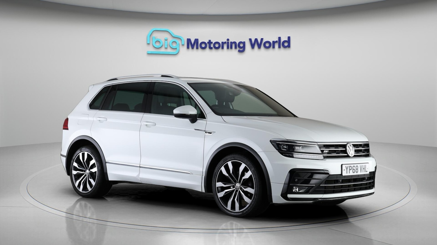 Used Volkswagen Tiguan 2018 for sale - 76380503: Photo 1