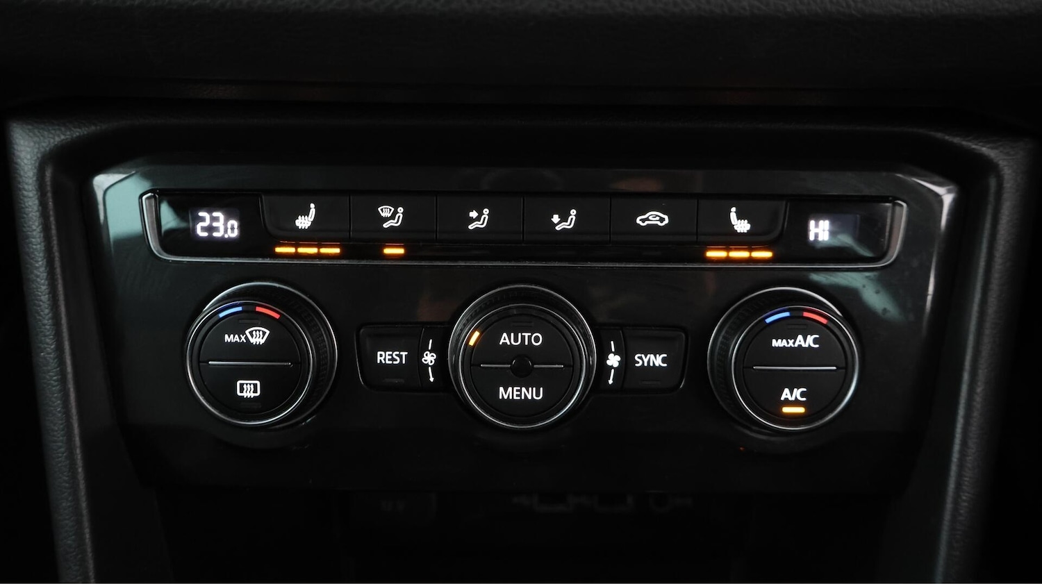 Used Volkswagen Tiguan 2018 for sale - 76380503: Photo 11