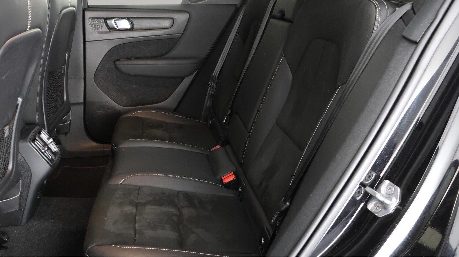 Used Volvo XC40 for sale - 76727415: Photo 17