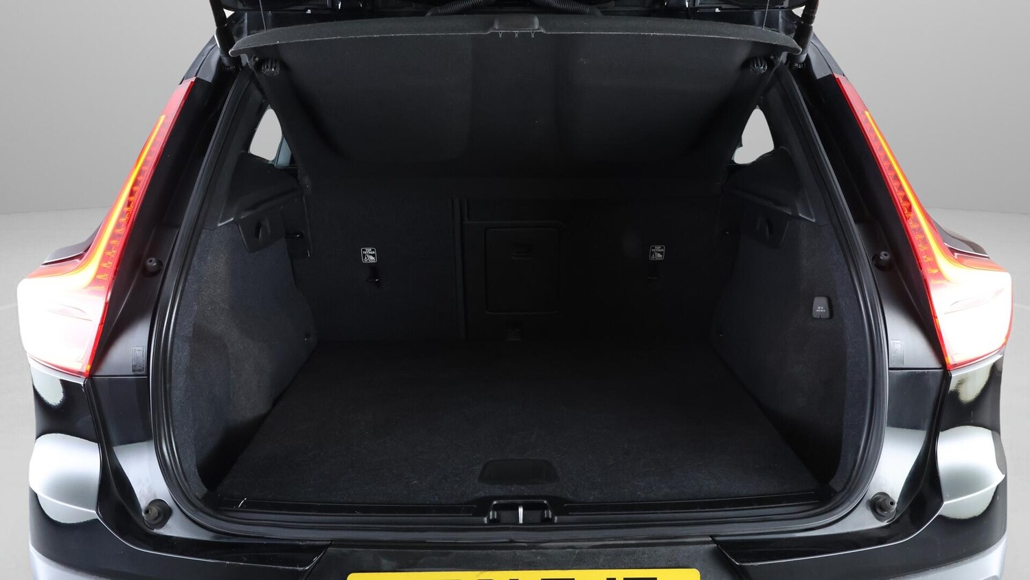 Used Volvo XC40 for sale - 76727415: Photo 18