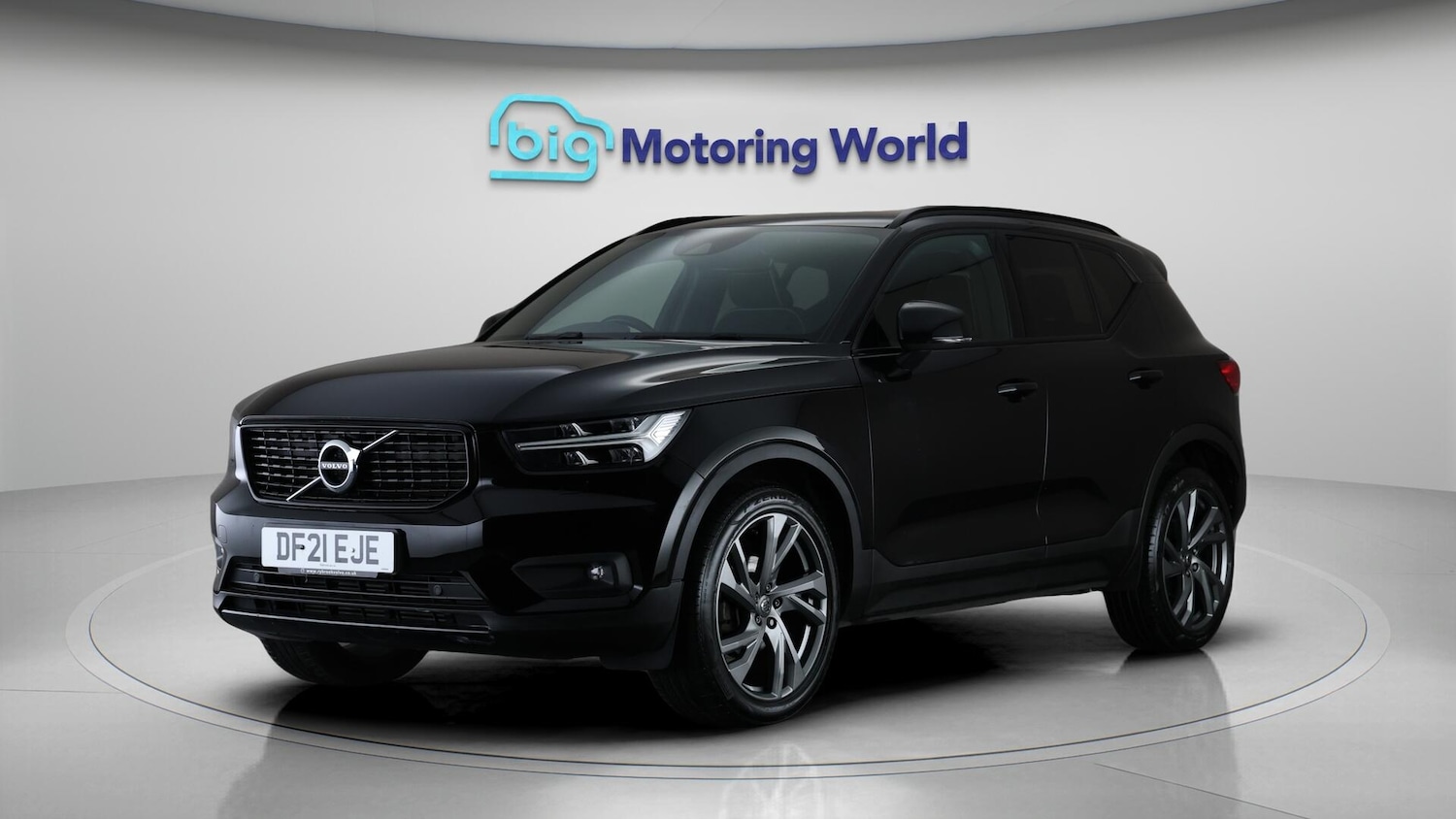 Used Volvo XC40 for sale - 76727415: Photo 4