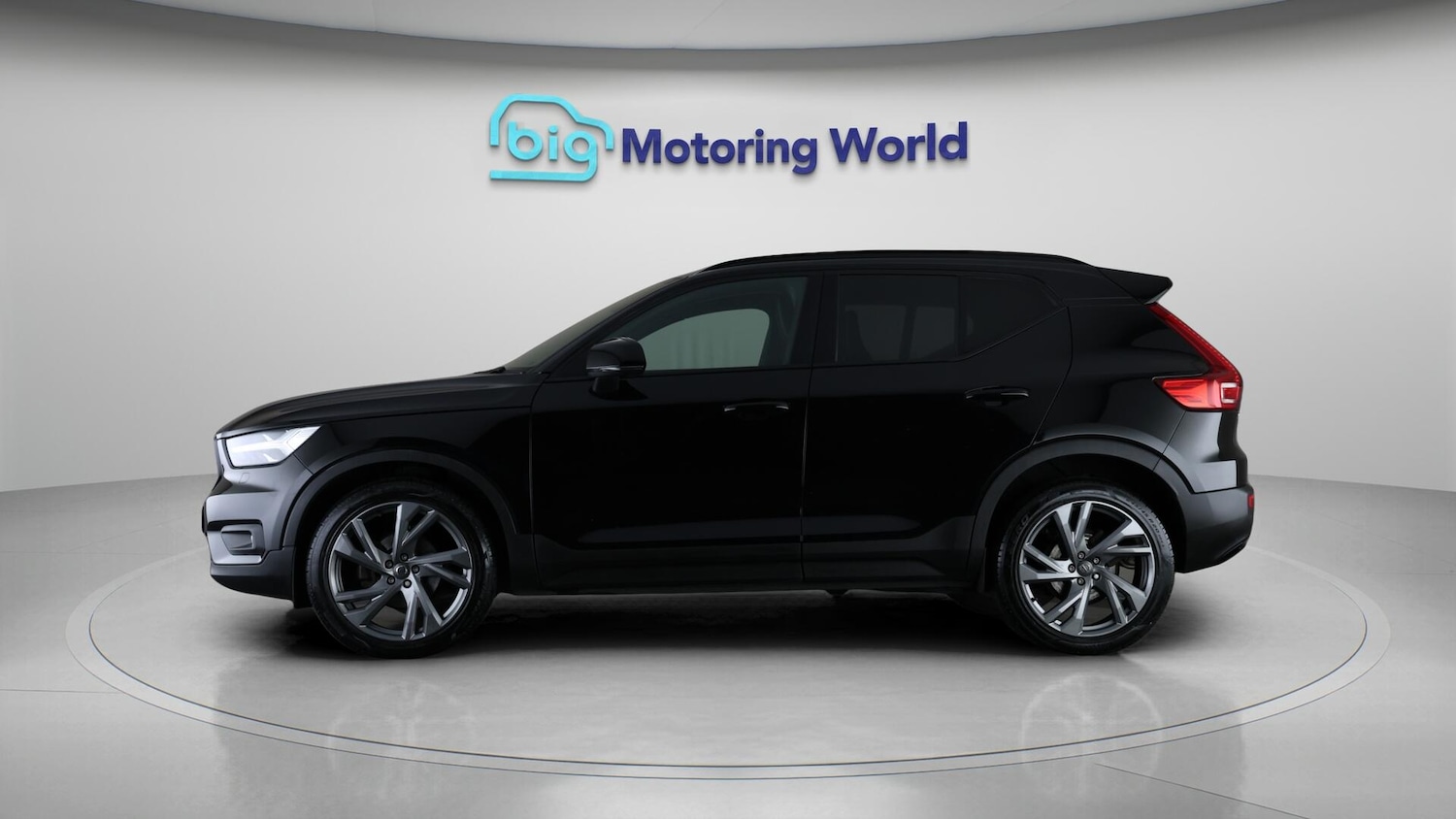 Used Volvo XC40 for sale - 76727415: Photo 5