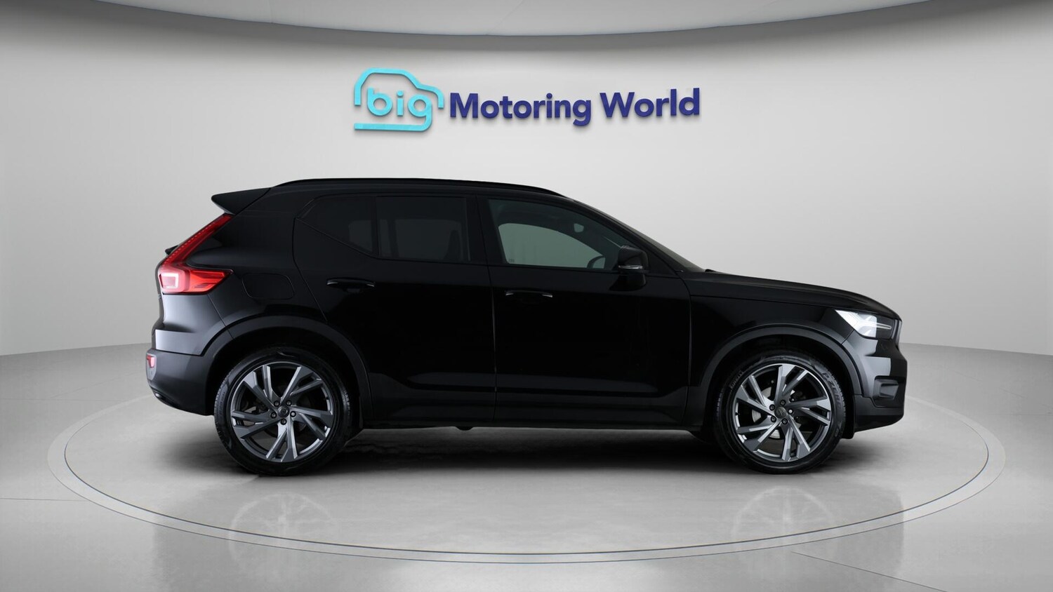 Used Volvo XC40 for sale - 76727415: Photo 9