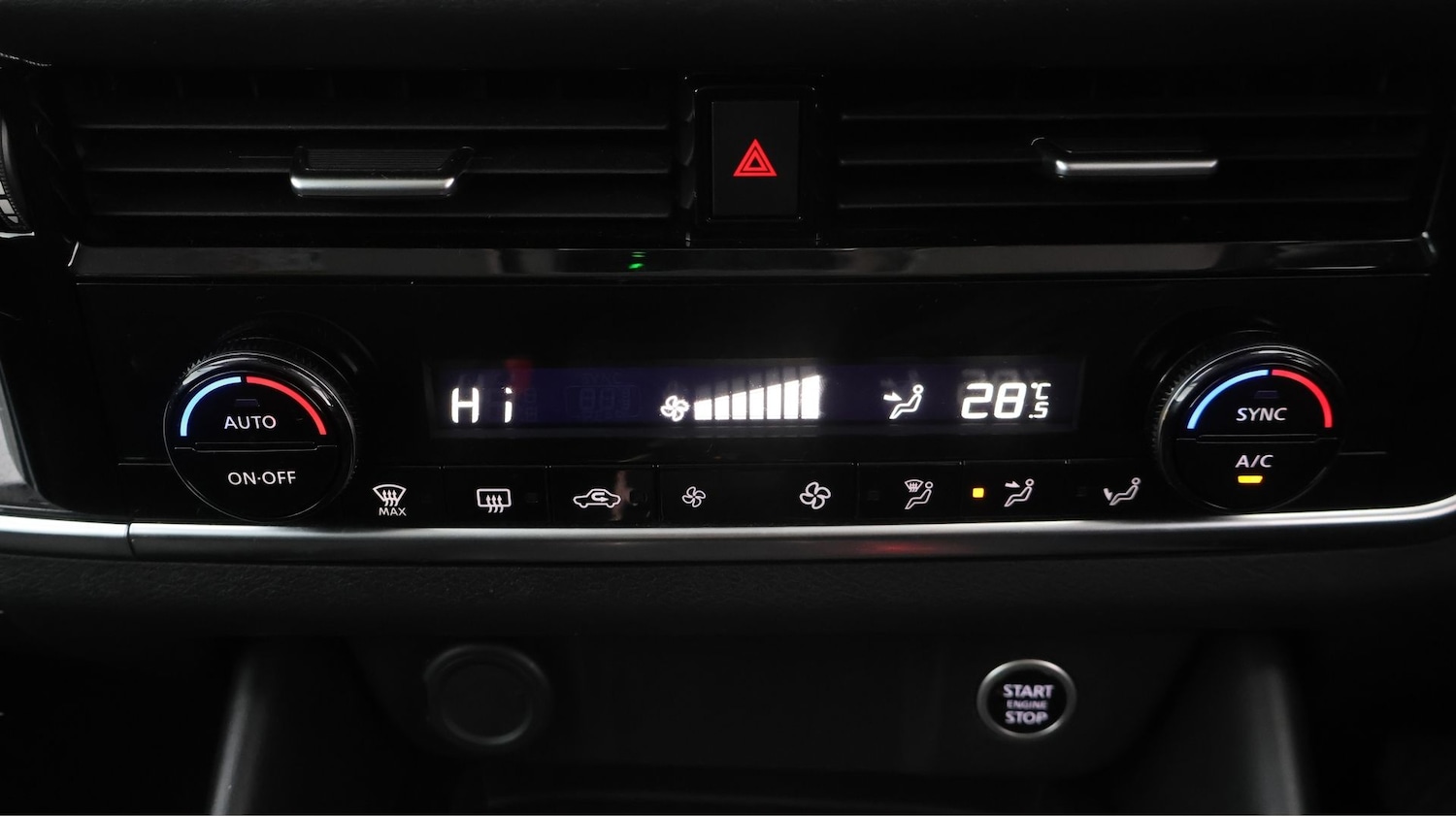 Used Nissan Qashqai 2023 for sale - 77704283: Photo 11