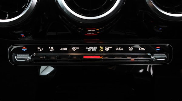 Used Mercedes-Benz A-Class 2018 for sale - 76318052: Photo 12