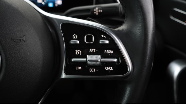 Used Mercedes-Benz A-Class 2018 for sale - 76318052: Photo 24