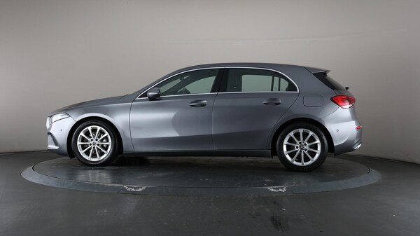 Used Mercedes-Benz A-Class 2018 for sale - 76318052: Photo 37