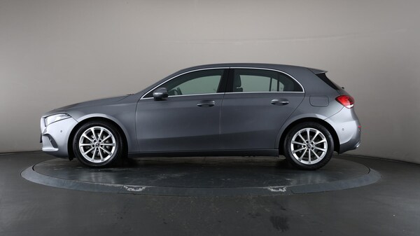 Used Mercedes-Benz A-Class 2018 for sale - 76318052: Photo 38