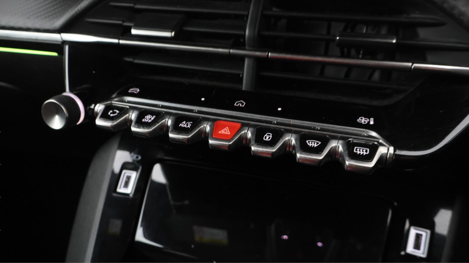 Used Peugeot 2008 2023 for sale - 78186361: Photo 11