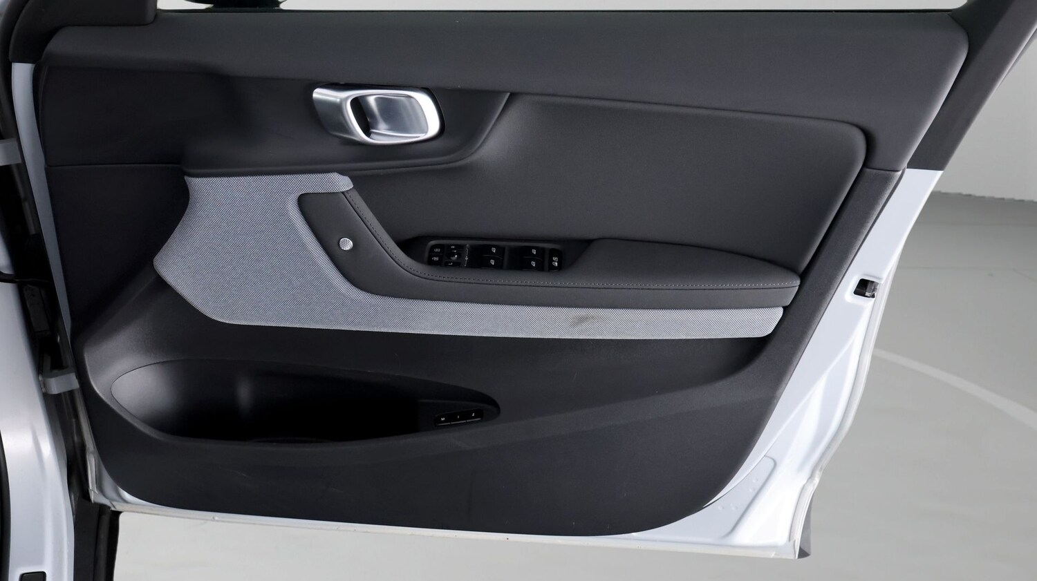 Used Polestar Polestar 2 2023 for sale - 78180229: Photo 15