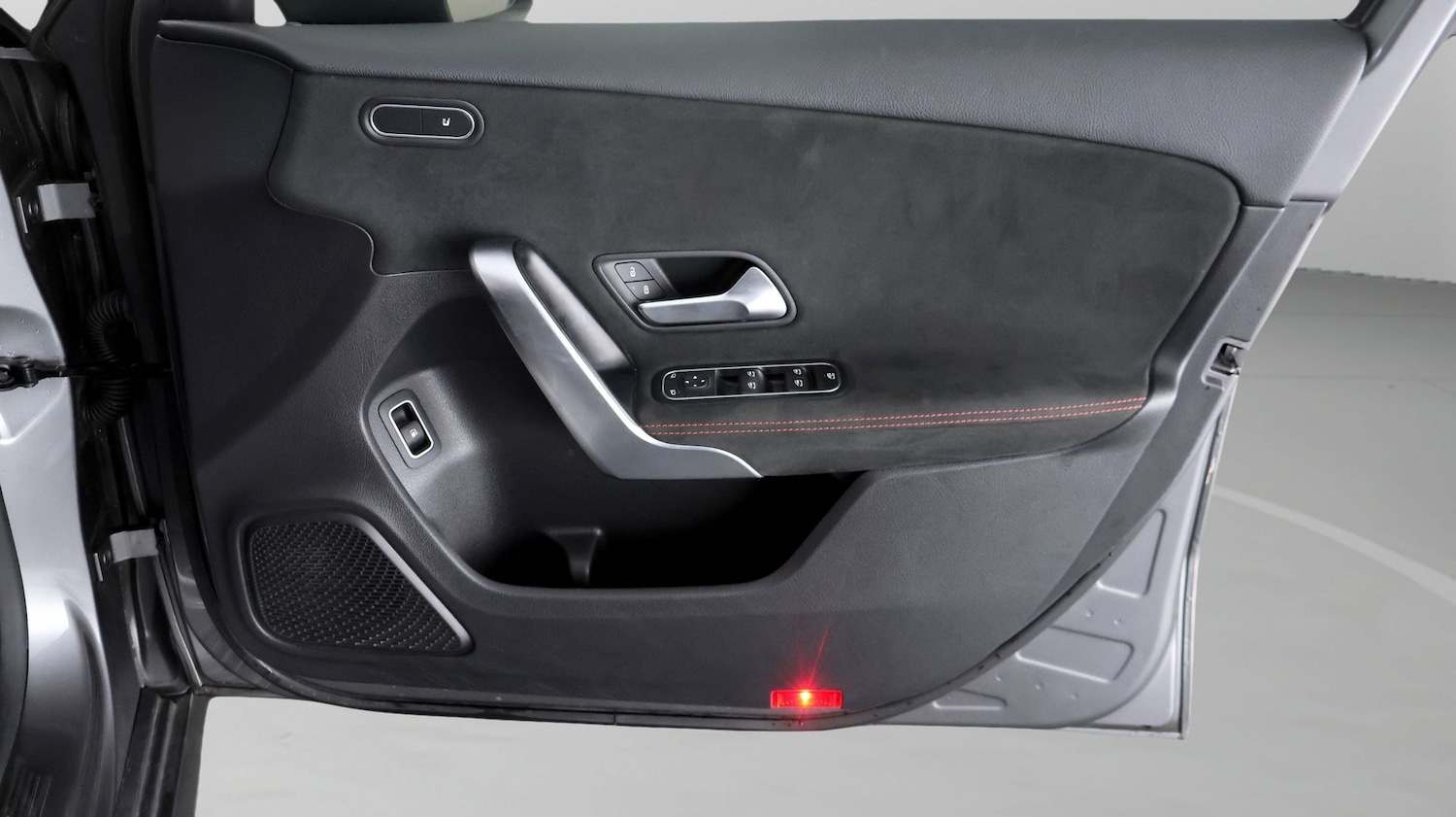 Used Mercedes-Benz A-Class 2020 for sale - 77896061: Photo 15