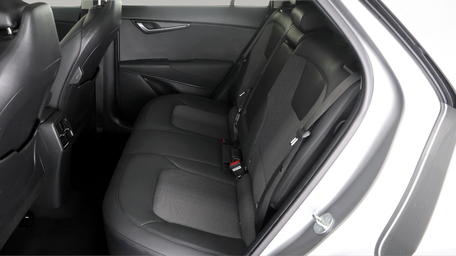 Used Kia Niro 2023 for sale - 78212361: Photo 15