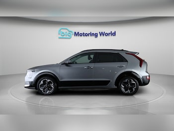 Used Kia Niro 2023 for sale - 78212361: Photo