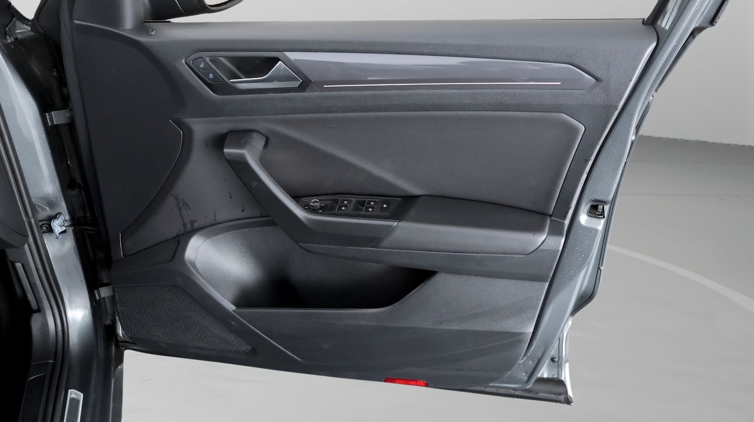 Used Volkswagen T-Roc 2020 for sale - 77610252: Photo 14