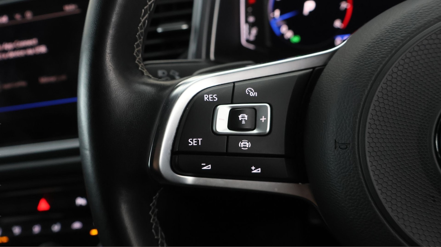 Used Volkswagen T-Roc 2020 for sale - 77610252: Photo 22