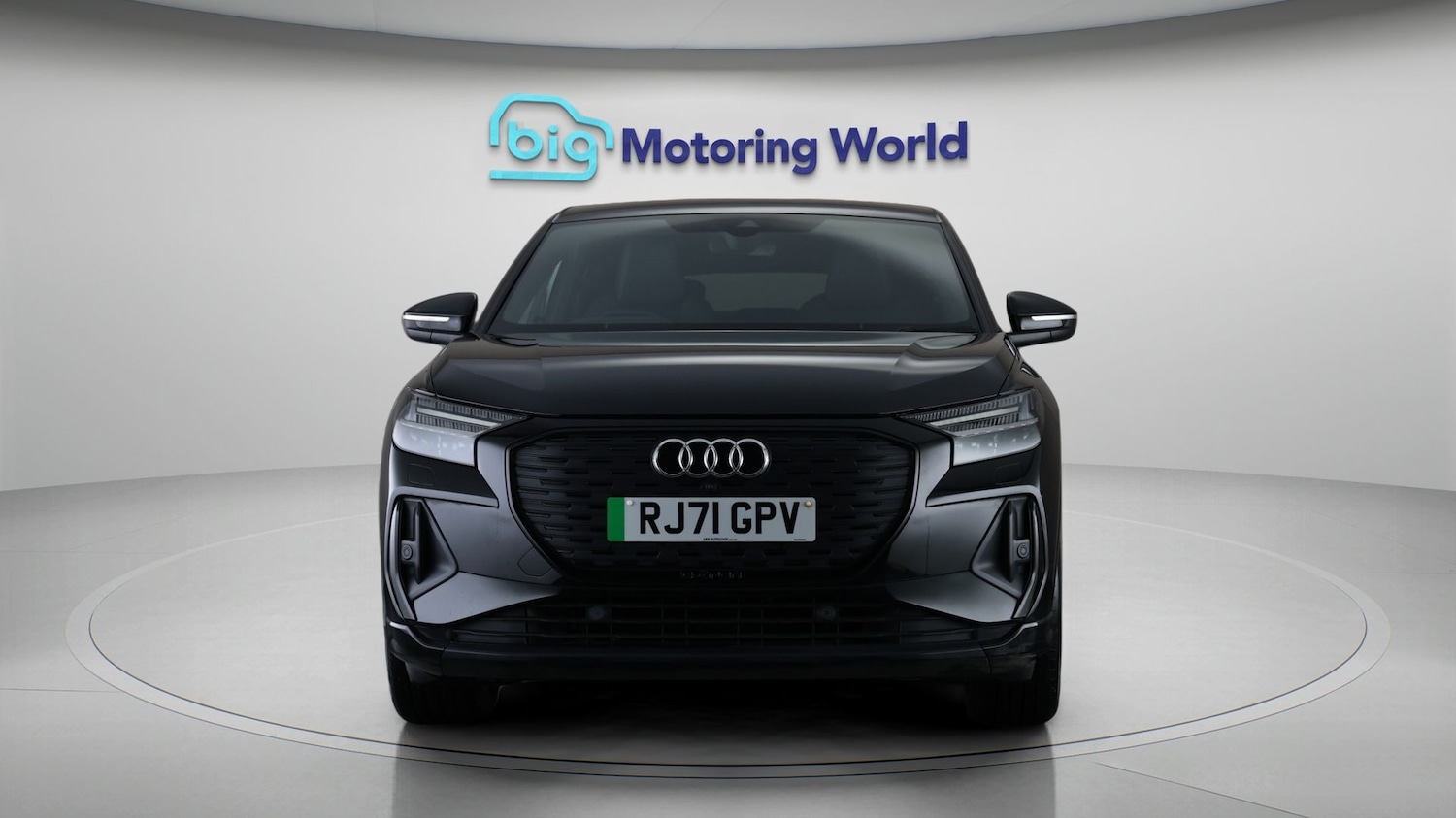 Used Audi Q4 e-tron 2022 for sale - 77526310: Photo 2