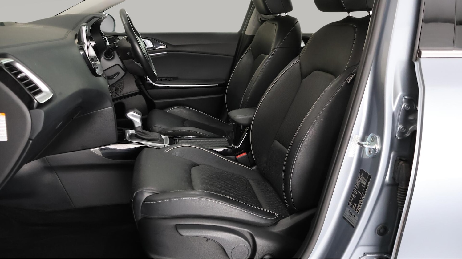 Used Kia XCeed 2022 for sale - 76158523: Photo 15