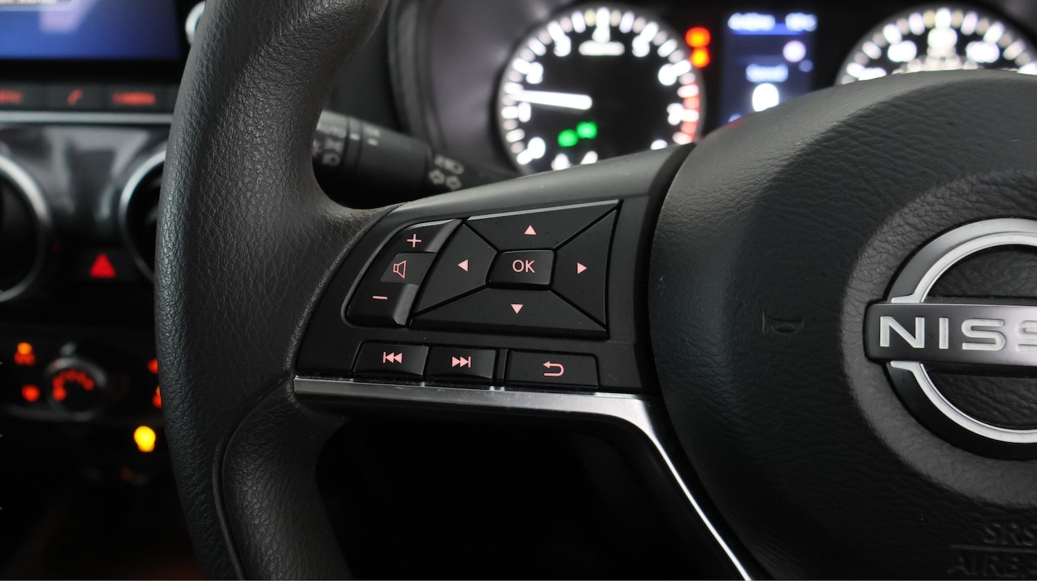 Used Nissan Juke 2023 for sale - 77902652: Photo 20