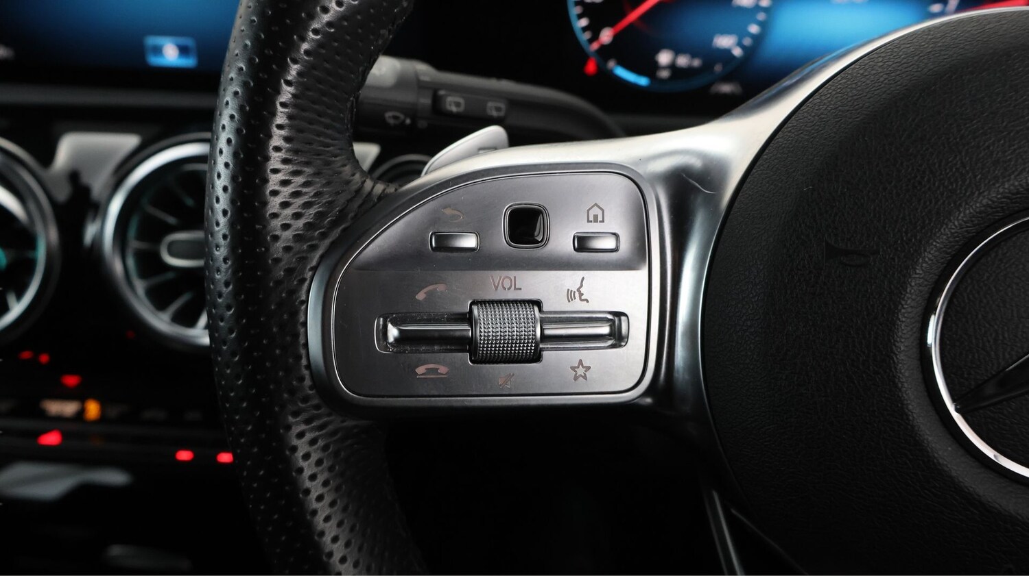 Used Mercedes-Benz CLA for sale - 77981770: Photo 24