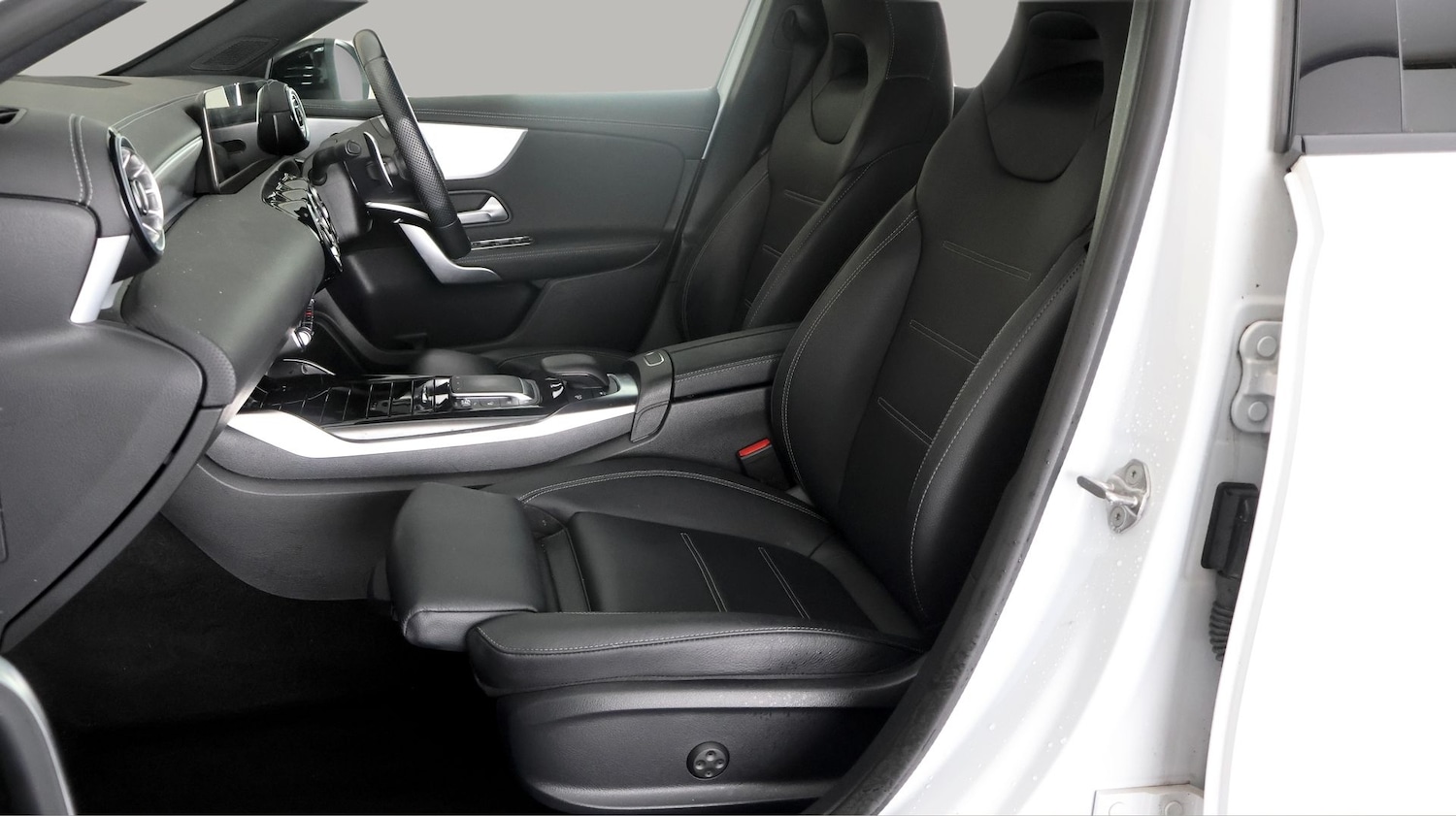 Used Mercedes-Benz A-Class 2022 for sale - 77630724: Photo 14