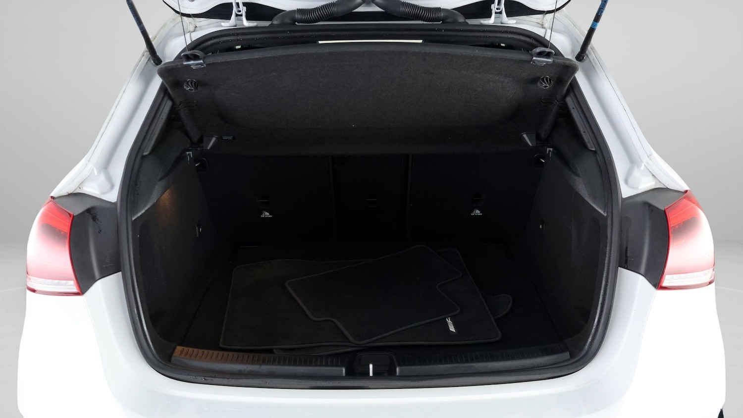 Used Mercedes-Benz A-Class 2022 for sale - 77630724: Photo 17