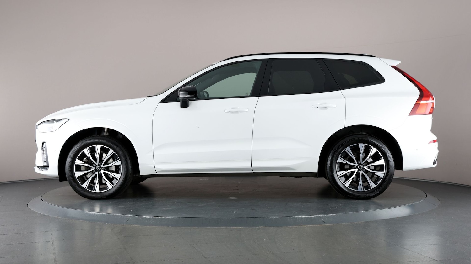 Used Volvo XC60 2024 for sale - 77000935: Photo 32