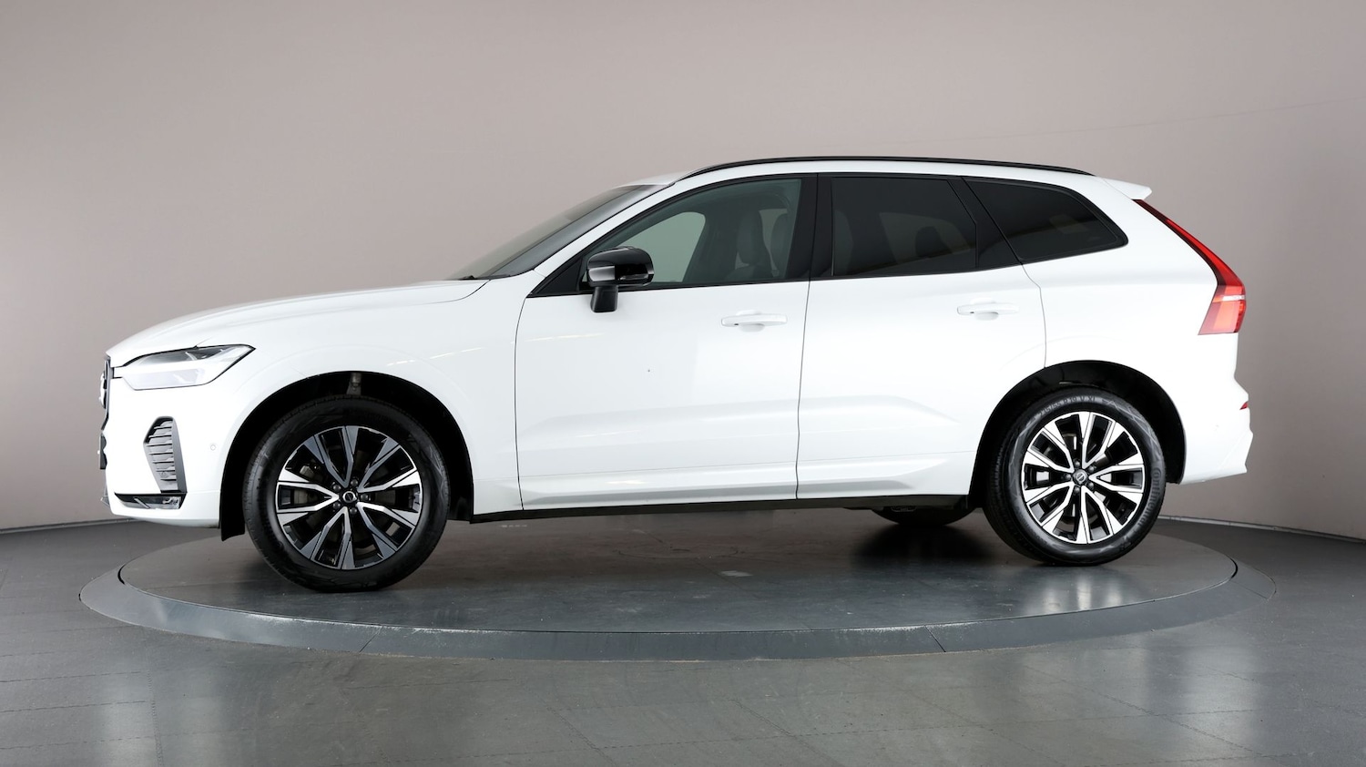 Used Volvo XC60 2024 for sale - 77000935: Photo 34