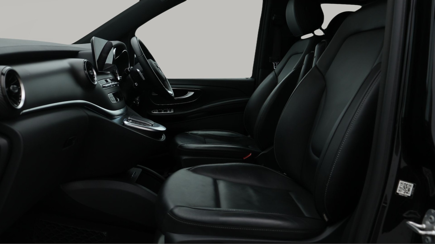 Used Mercedes-Benz V-Class 2023 for sale - 77432454: Photo 14