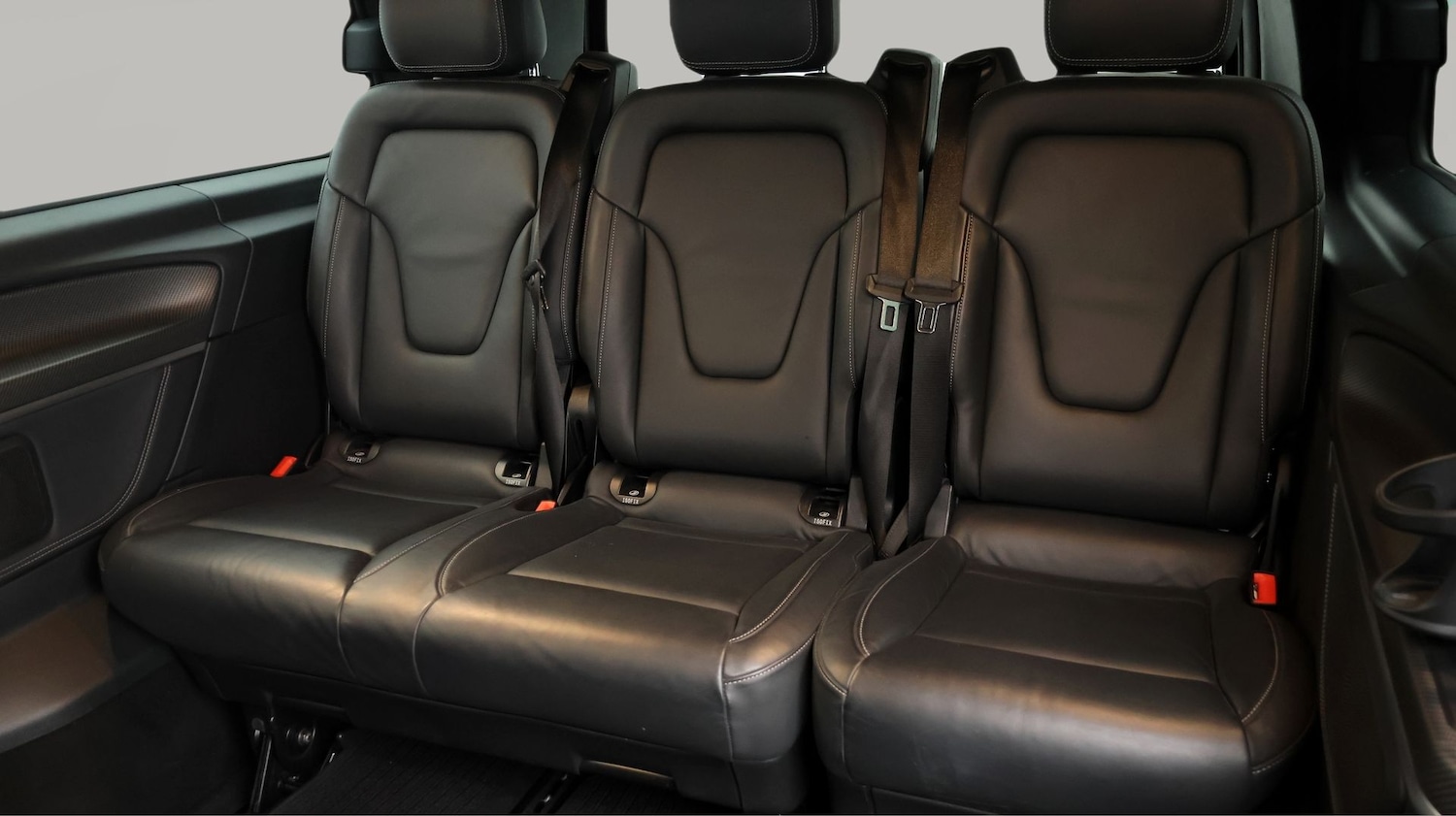 Used Mercedes-Benz V-Class 2023 for sale - 77432454: Photo 20