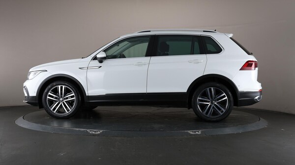 Used Volkswagen Tiguan 2020 for sale - 76072516: Photo 38