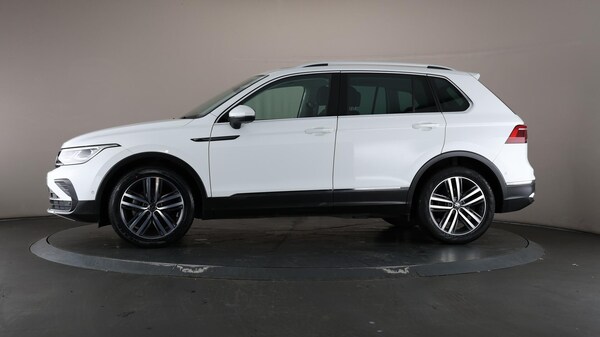 Used Volkswagen Tiguan 2020 for sale - 76072516: Photo 40