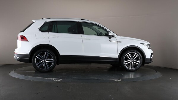 Used Volkswagen Tiguan 2020 for sale - 76072516: Photo 63