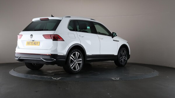 Used Volkswagen Tiguan 2020 for sale - 76072516: Photo 68