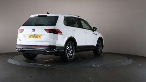 Used Volkswagen Tiguan 2020 for sale - 76072516: Photo 69